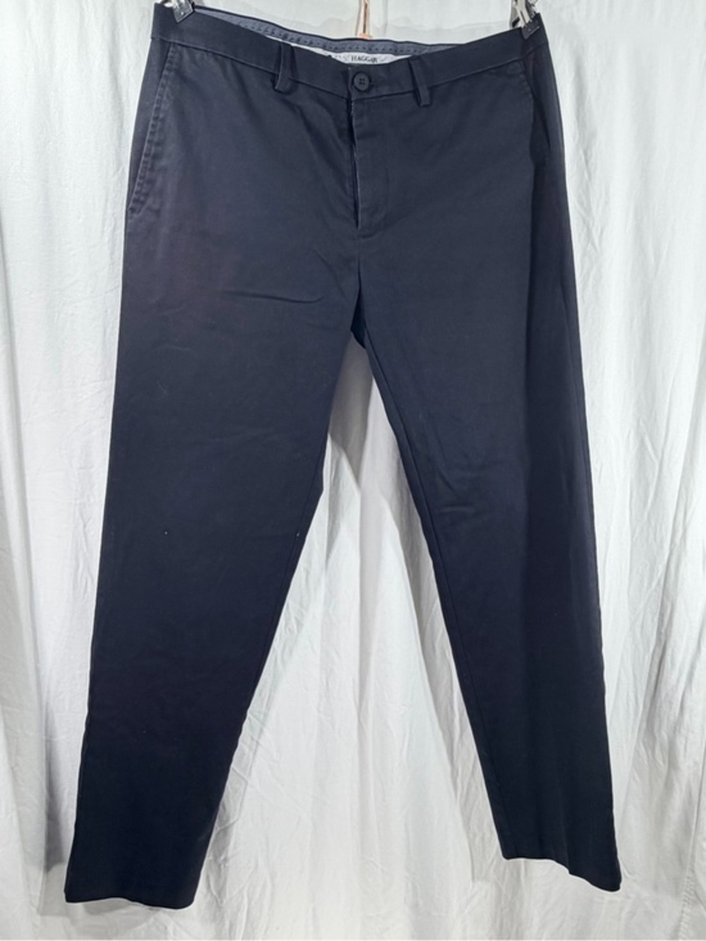 Haggar Men's Navy-Black Casual Chinos